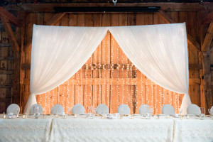 wedding decor Gambrel Barn Miton Head table backdrop